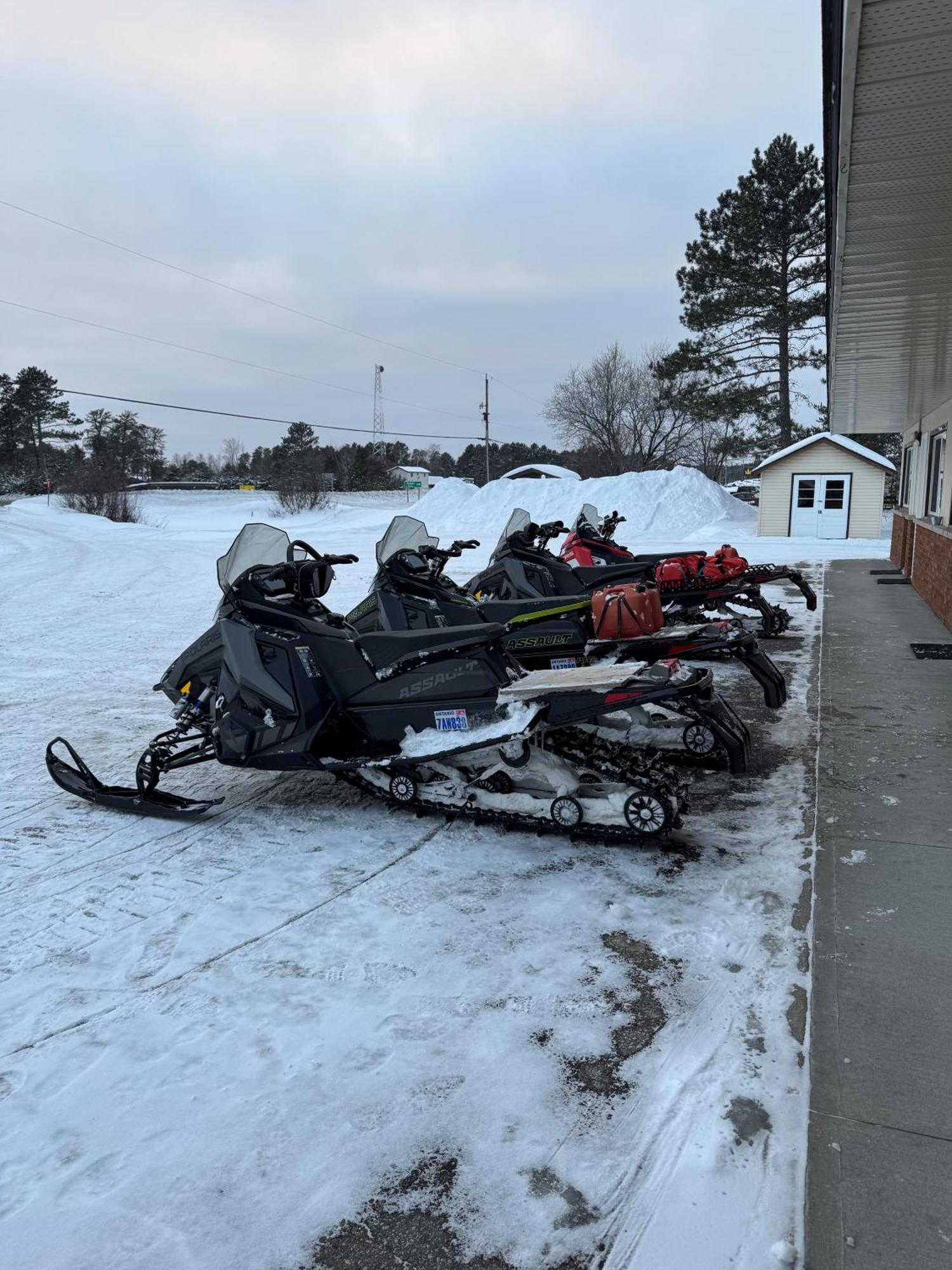 Northside Motel Vermilion Bay Exteriör bild