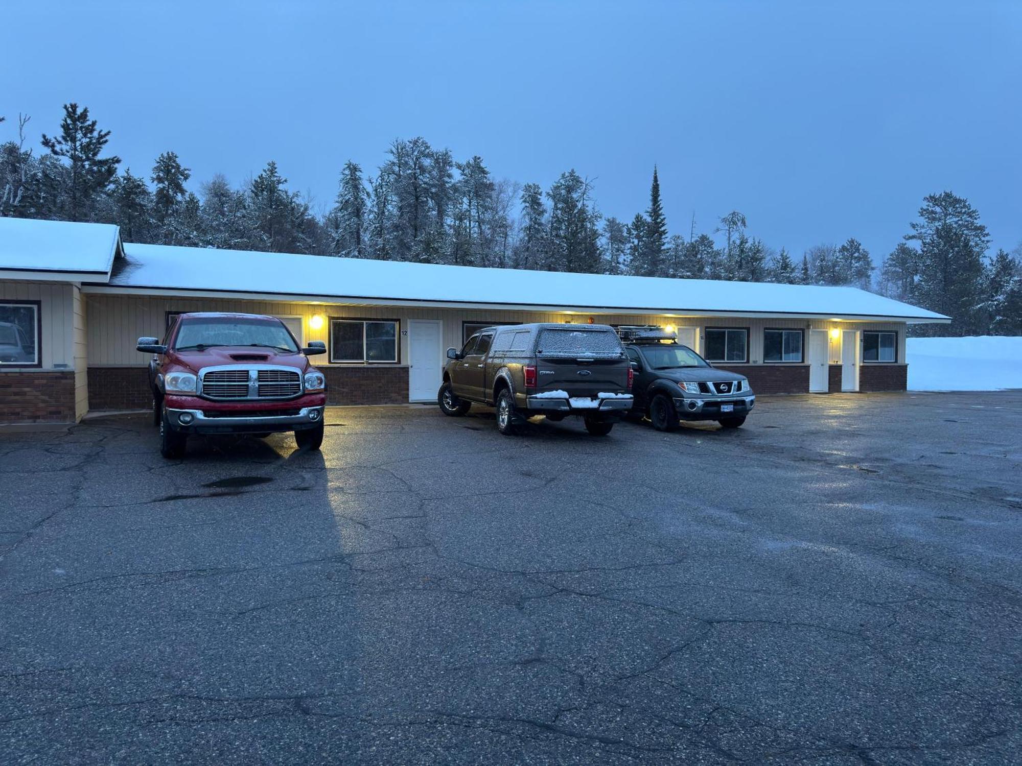 Northside Motel Vermilion Bay Exteriör bild